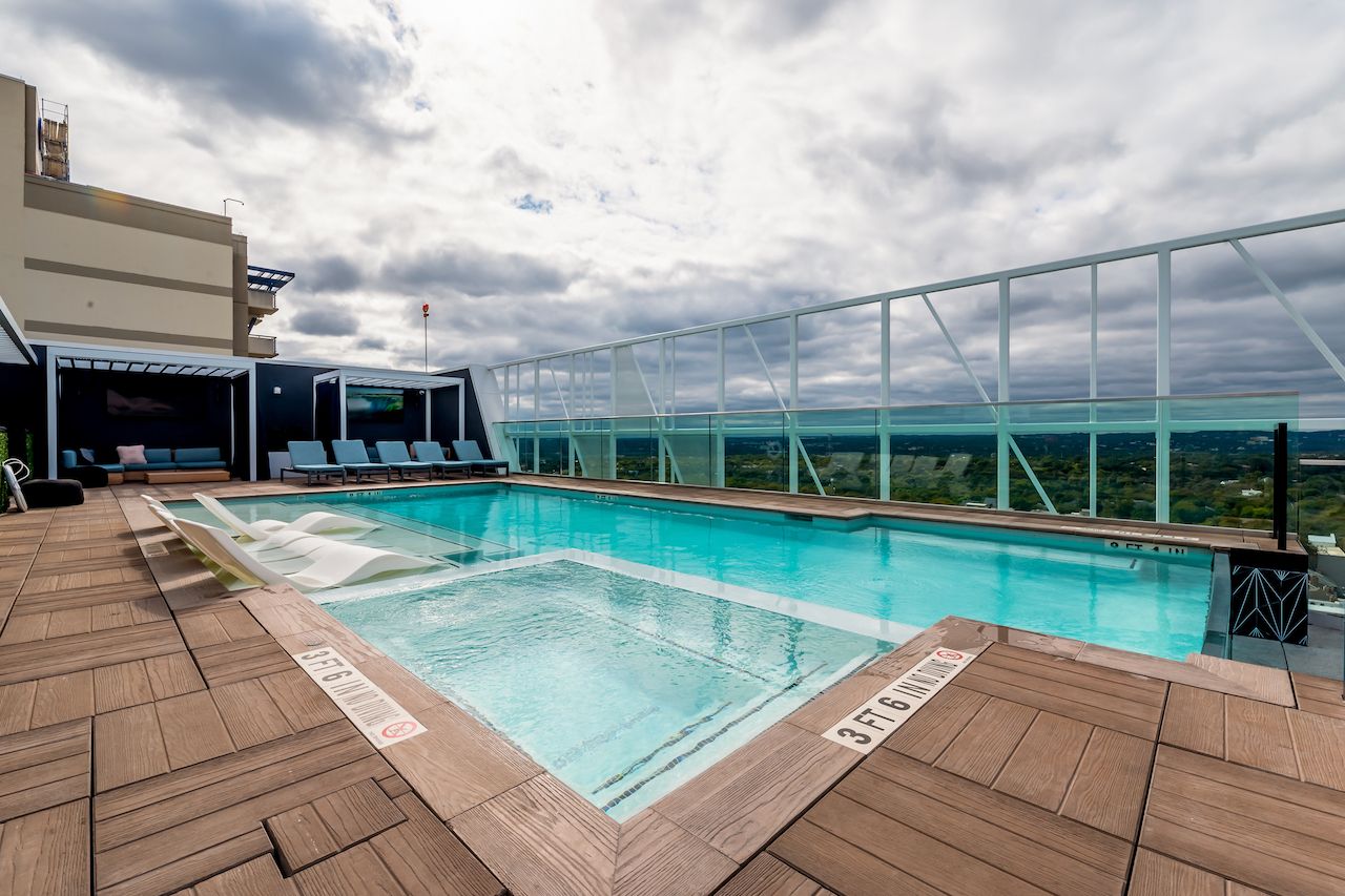 rooftop pool and jacuzzi villas on rio austin